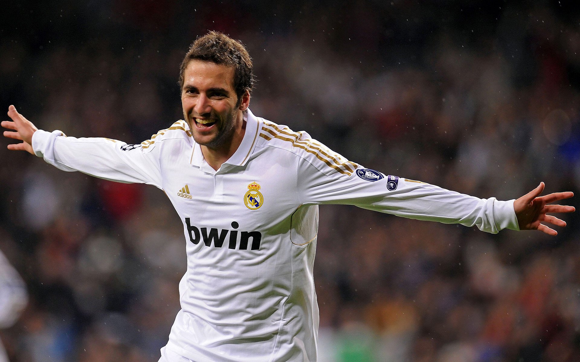 牛仔靠防守站稳脚跟，主帅笑称“这是风格”