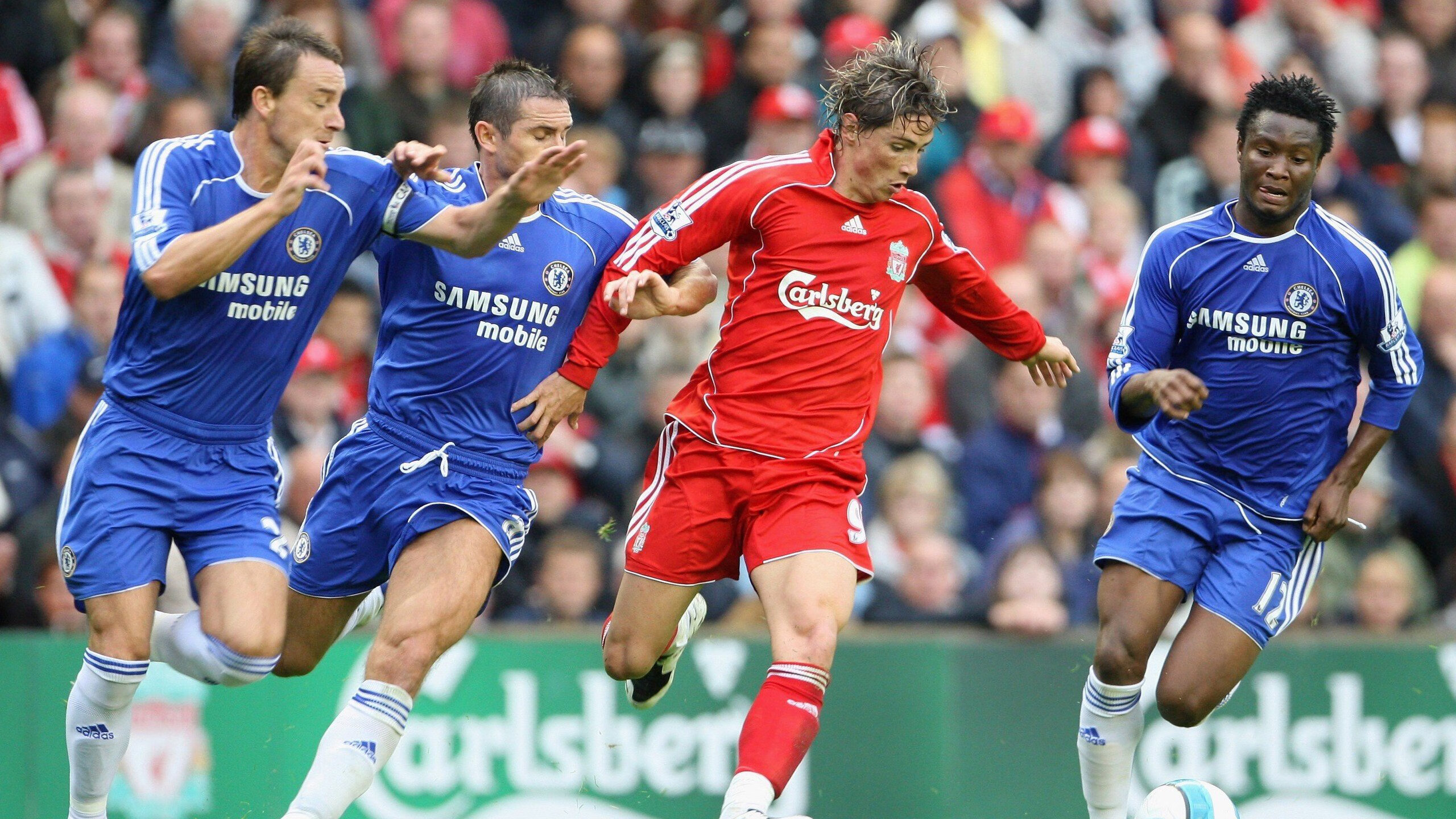 战术演变:高位逼抢回潮,球队防守效率显著提升,高位进攻