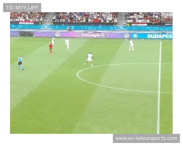 本泽马大胜沙特新月，首场进球表现极致